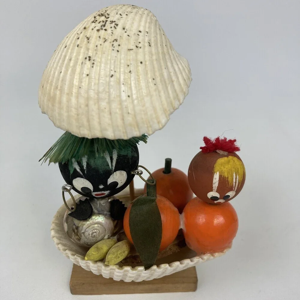 VTG 5” Seashell Beach People Souvenir Japan 50s Figurine Black Tiki Kokeshi Art